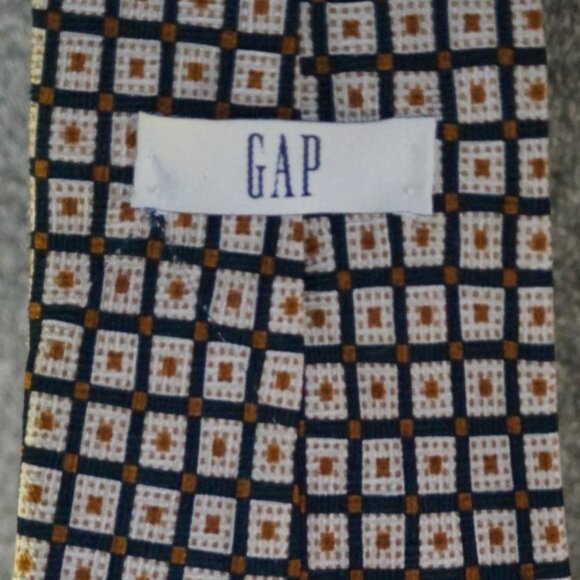 GAP Tie Geometric Square Pattern Brown White Silk Blend Classic Mens Accessory - Picture 3 of 3